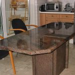 bi-kuechenarbeitsplatten-natursteintische-gr-005-grabmale-steinmetz-bildhauer-elze